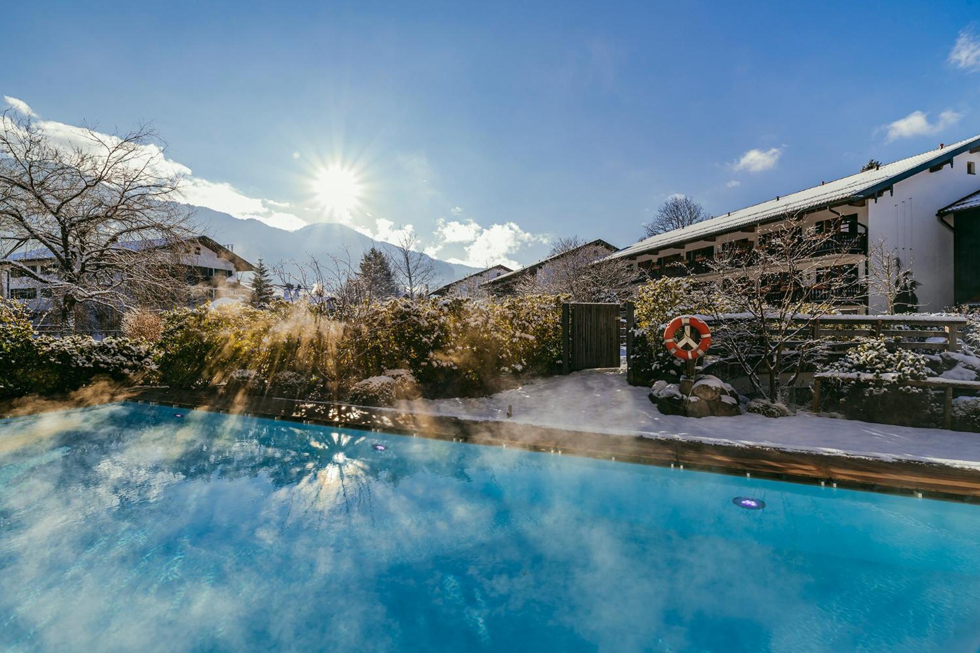 Spa & Resort Bachmair Weissach, Luxury Family Resort Rotta エクステリア 写真