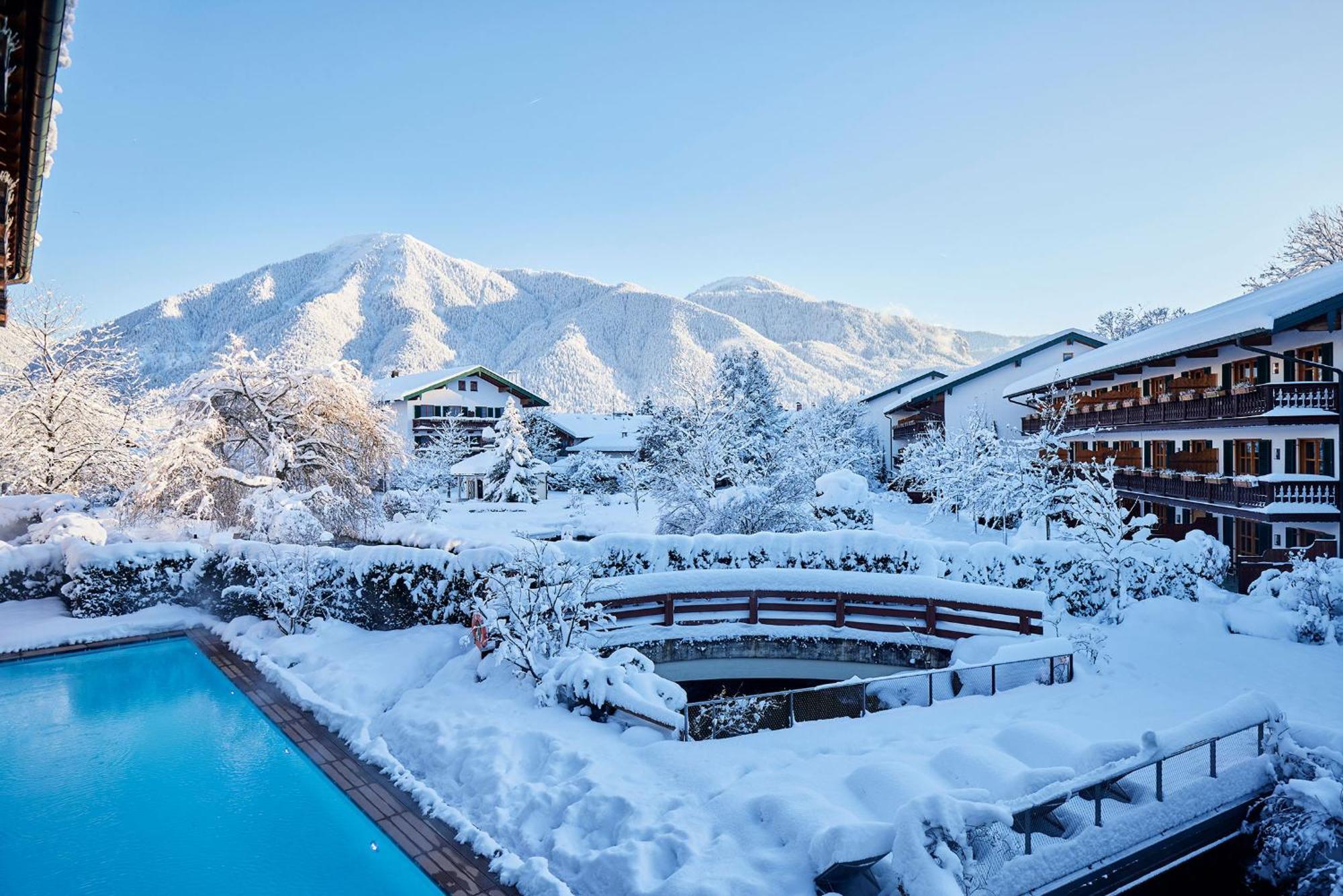 Spa & Resort Bachmair Weissach, Luxury Family Resort Rotta エクステリア 写真
